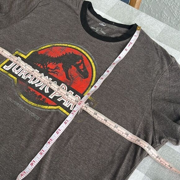 🌴 Universal Studios Jurassic Park Retro Ringer Tee - Picture 10 of 14